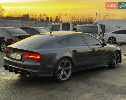 Серый Ауди A7 Sportback, объемом двигателя 3 л и пробегом 330 тыс. км за 17500 $, фото 2 на Automoto.ua