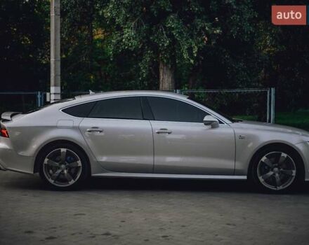 Серый Ауди A7 Sportback, объемом двигателя 2.97 л и пробегом 200 тыс. км за 22999 $, фото 2 на Automoto.ua