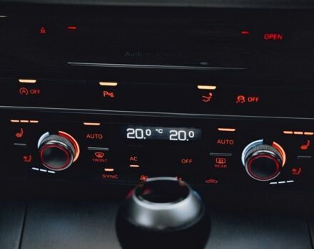 Серый Ауди A7 Sportback, объемом двигателя 3 л и пробегом 205 тыс. км за 22000 $, фото 10 на Automoto.ua