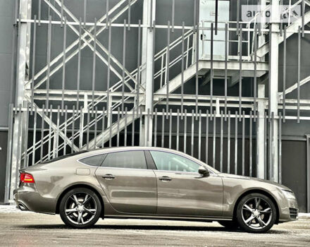 Серый Ауди A7 Sportback, объемом двигателя 2.8 л и пробегом 145 тыс. км за 13999 $, фото 4 на Automoto.ua