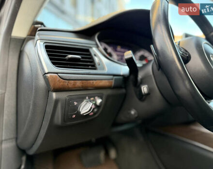 Сірий Ауді A7 Sportback, об'ємом двигуна 3 л та пробігом 120 тис. км за 19200 $, фото 35 на Automoto.ua