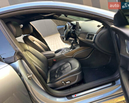 Серый Ауди A7 Sportback, объемом двигателя 3 л и пробегом 250 тыс. км за 23777 $, фото 11 на Automoto.ua