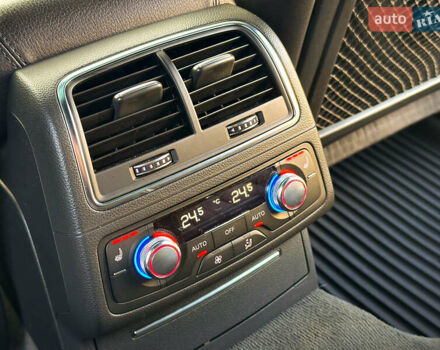 Серый Ауди A7 Sportback, объемом двигателя 3 л и пробегом 250 тыс. км за 23777 $, фото 17 на Automoto.ua