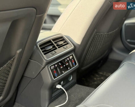 Сірий Ауді A7 Sportback, об'ємом двигуна 3 л та пробігом 75 тис. км за 41000 $, фото 20 на Automoto.ua