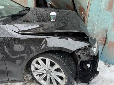 Серый Ауди A7 Sportback, объемом двигателя 2 л и пробегом 201 тыс. км за 11000 $, фото 1 на Automoto.ua