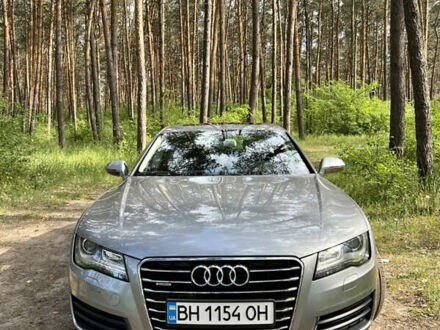 Ауді A7 Sportback 2013 у Кропивницькому (Кіровограді) на Automoto.ua Сірий Ауді A7 Sportback, об'ємом двигуна 3 л та пробігом 102 тис. км за 23700 $, фото 1 на Automoto.ua
