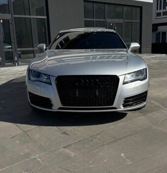 Серый Ауди A7 Sportback, объемом двигателя 3 л и пробегом 250 тыс. км за 14300 $, фото 1 на Automoto.ua