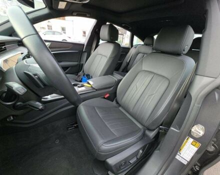 Зеленый Ауди A7 Sportback, объемом двигателя 0 л и пробегом 40 тыс. км за 24900 $, фото 5 на Automoto.ua