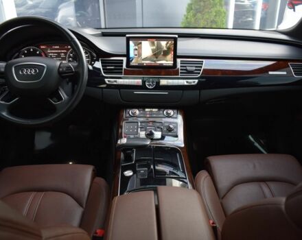 Белый Ауди А8, объемом двигателя 3 л и пробегом 119 тыс. км за 27900 $, фото 4 на Automoto.ua