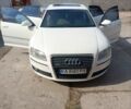 Белый Ауди А8, объемом двигателя 4.2 л и пробегом 300 тыс. км за 7600 $, фото 1 на Automoto.ua