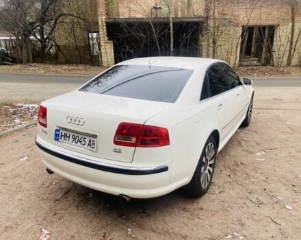 Белый Ауди А8, объемом двигателя 4.2 л и пробегом 220 тыс. км за 7900 $, фото 2 на Automoto.ua