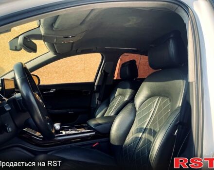 Белый Ауди А8, объемом двигателя 3 л и пробегом 163 тыс. км за 18600 $, фото 5 на Automoto.ua