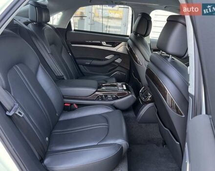 Белый Ауди А8, объемом двигателя 4.16 л и пробегом 114 тыс. км за 19900 $, фото 31 на Automoto.ua