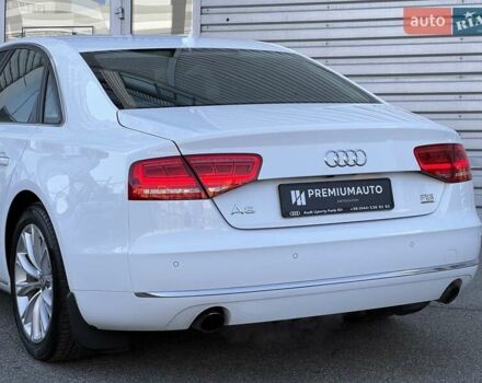 Белый Ауди А8, объемом двигателя 4.16 л и пробегом 114 тыс. км за 19900 $, фото 9 на Automoto.ua