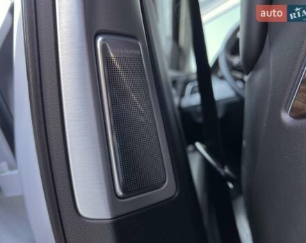 Белый Ауди А8, объемом двигателя 4.16 л и пробегом 114 тыс. км за 19900 $, фото 42 на Automoto.ua