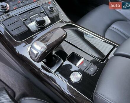 Белый Ауди А8, объемом двигателя 4.16 л и пробегом 114 тыс. км за 19900 $, фото 17 на Automoto.ua