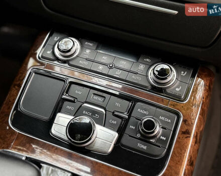 Ауди А8 2012 в Одессе на Automoto.ua Белый Ауди А8, объемом двигателя 4.16 л и пробегом 287 тыс. км за 16800 $, фото 35 на Automoto.ua