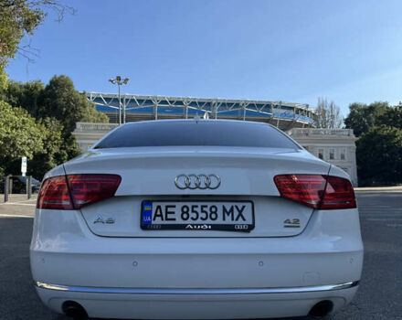 Белый Ауди А8, объемом двигателя 4.16 л и пробегом 282 тыс. км за 14500 $, фото 6 на Automoto.ua