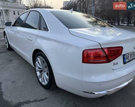 Белый Ауди А8, объемом двигателя 4.2 л и пробегом 282 тыс. км за 16500 $, фото 4 на Automoto.ua