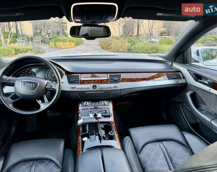 Білий Ауді A8, об'ємом двигуна 6.3 л та пробігом 187 тис. км за 20500 $, фото 10 на Automoto.ua