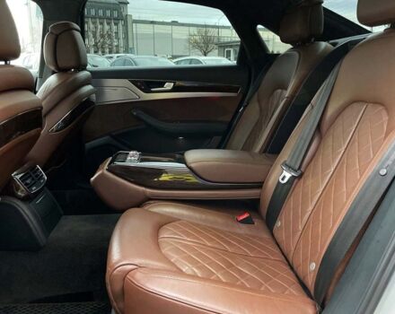 Білий Ауді A8, об'ємом двигуна 3 л та пробігом 145 тис. км за 18990 $, фото 18 на Automoto.ua