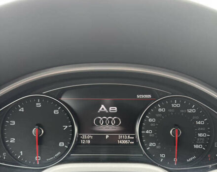 Белый Ауди А8, объемом двигателя 3 л и пробегом 143 тыс. км за 18300 $, фото 7 на Automoto.ua