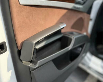 Белый Ауди А8, объемом двигателя 3 л и пробегом 143 тыс. км за 18300 $, фото 28 на Automoto.ua