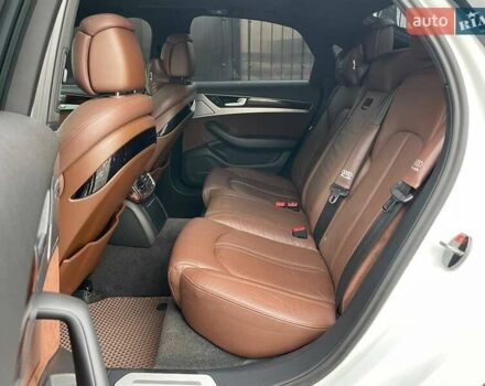 Белый Ауди А8, объемом двигателя 3 л и пробегом 290 тыс. км за 18990 $, фото 9 на Automoto.ua
