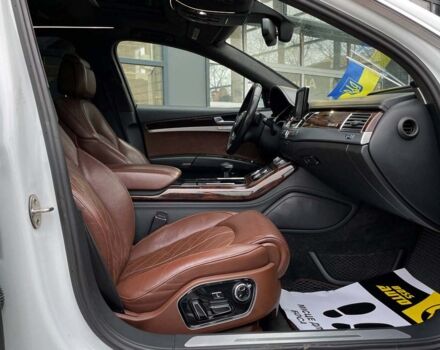 Білий Ауді A8, об'ємом двигуна 3 л та пробігом 145 тис. км за 18990 $, фото 17 на Automoto.ua