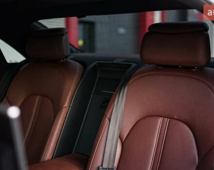 Белый Ауди А8, объемом двигателя 3.99 л и пробегом 172 тыс. км за 29000 $, фото 29 на Automoto.ua