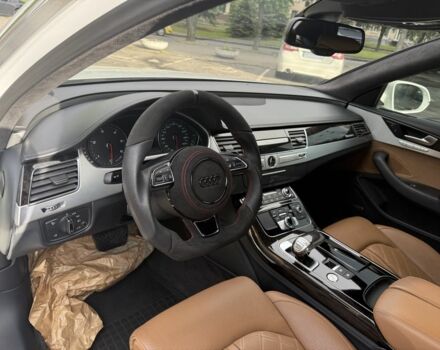 Белый Ауди А8, объемом двигателя 3 л и пробегом 178 тыс. км за 27900 $, фото 7 на Automoto.ua