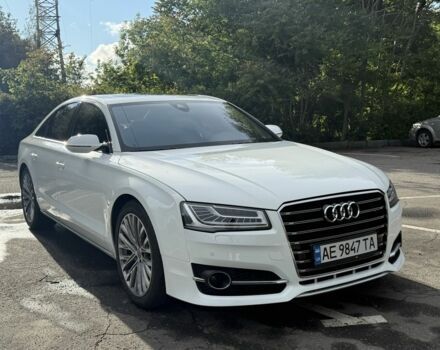 Белый Ауди А8, объемом двигателя 3 л и пробегом 178 тыс. км за 27900 $, фото 1 на Automoto.ua