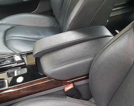 Белый Ауди А8, объемом двигателя 3 л и пробегом 111 тыс. км за 39000 $, фото 10 на Automoto.ua