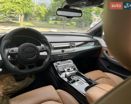 Белый Ауди А8, объемом двигателя 2.97 л и пробегом 178 тыс. км за 27900 $, фото 1 на Automoto.ua