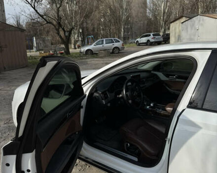 Белый Ауди А8, объемом двигателя 2.97 л и пробегом 193 тыс. км за 30000 $, фото 17 на Automoto.ua