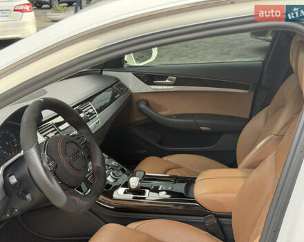 Белый Ауди А8, объемом двигателя 2.97 л и пробегом 178 тыс. км за 27900 $, фото 4 на Automoto.ua