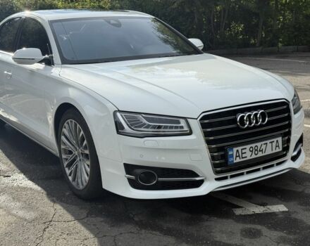Белый Ауди А8, объемом двигателя 3 л и пробегом 178 тыс. км за 27900 $, фото 3 на Automoto.ua
