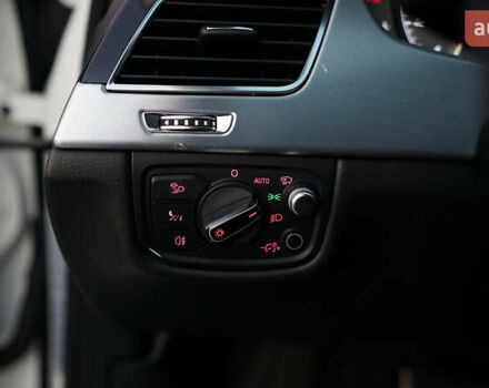 Белый Ауди А8, объемом двигателя 3.99 л и пробегом 172 тыс. км за 29000 $, фото 14 на Automoto.ua