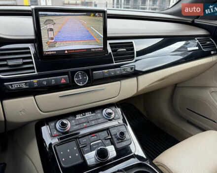 Білий Ауді A8, об'ємом двигуна 4.2 л та пробігом 269 тис. км за 25500 $, фото 21 на Automoto.ua