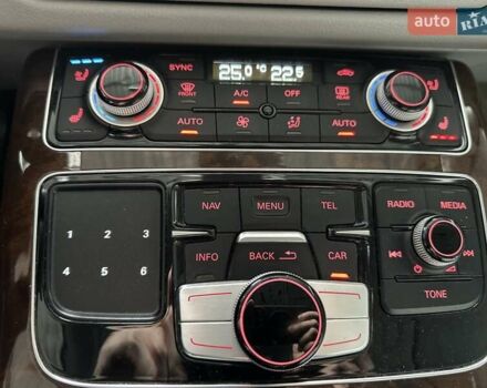 Білий Ауді A8, об'ємом двигуна 3 л та пробігом 185 тис. км за 19200 $, фото 44 на Automoto.ua