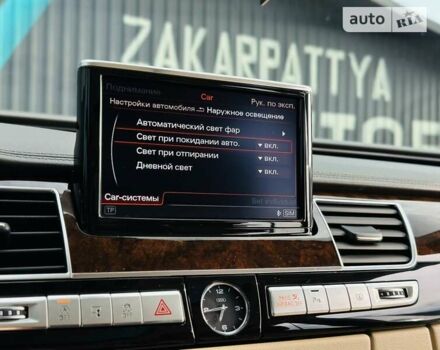 Білий Ауді A8, об'ємом двигуна 4 л та пробігом 84 тис. км за 32500 $, фото 180 на Automoto.ua