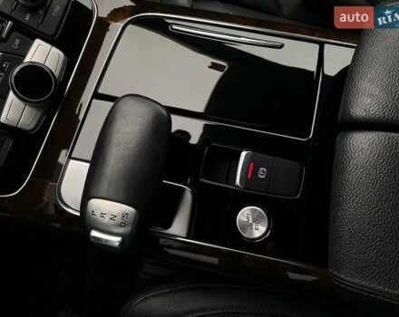 Белый Ауди А8, объемом двигателя 3 л и пробегом 216 тыс. км за 25900 $, фото 27 на Automoto.ua