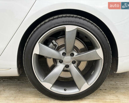 Білий Ауді A8, об'ємом двигуна 4.2 л та пробігом 269 тис. км за 25500 $, фото 16 на Automoto.ua