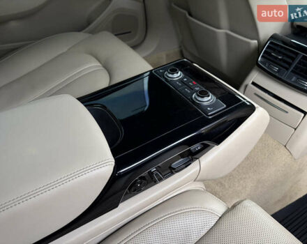 Білий Ауді A8, об'ємом двигуна 4.2 л та пробігом 269 тис. км за 25500 $, фото 42 на Automoto.ua