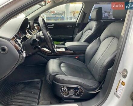 Белый Ауди А8, объемом двигателя 3 л и пробегом 216 тыс. км за 25900 $, фото 7 на Automoto.ua