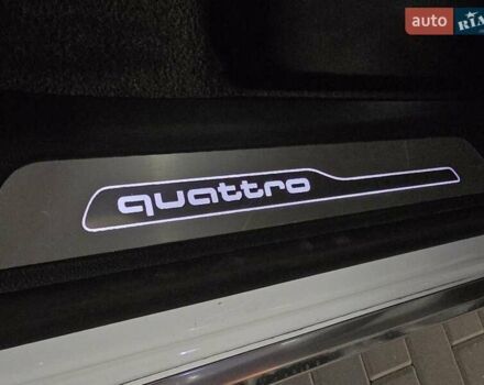 Белый Ауди А8, объемом двигателя 3 л и пробегом 193 тыс. км за 21000 $, фото 9 на Automoto.ua