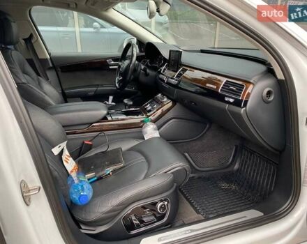 Белый Ауди А8, объемом двигателя 3 л и пробегом 216 тыс. км за 25900 $, фото 10 на Automoto.ua