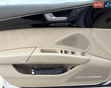 Білий Ауді A8, об'ємом двигуна 4.2 л та пробігом 269 тис. км за 25500 $, фото 36 на Automoto.ua