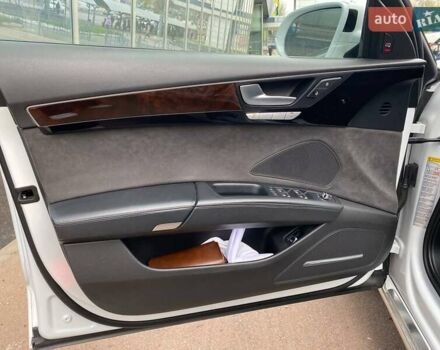 Белый Ауди А8, объемом двигателя 3 л и пробегом 216 тыс. км за 25900 $, фото 15 на Automoto.ua