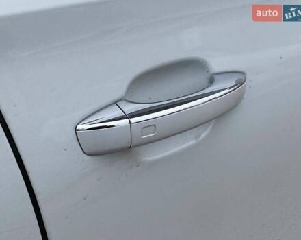 Белый Ауди А8, объемом двигателя 3 л и пробегом 216 тыс. км за 25900 $, фото 31 на Automoto.ua